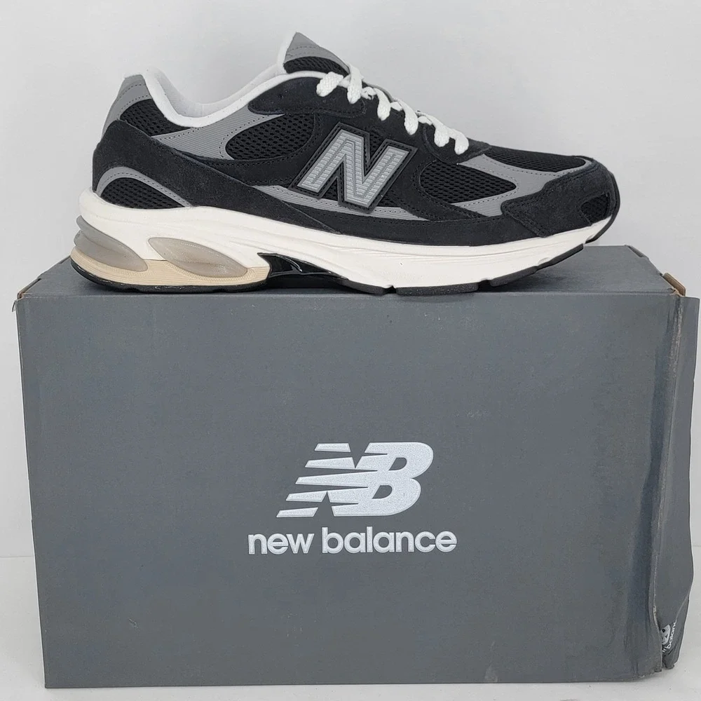 NIB New Balance 2010 Casual Sneakers - Black/Shadow Grey/Sea Mens 12 Sneakers